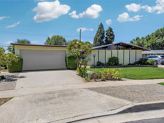 4th image of 2200 Gregory Ln