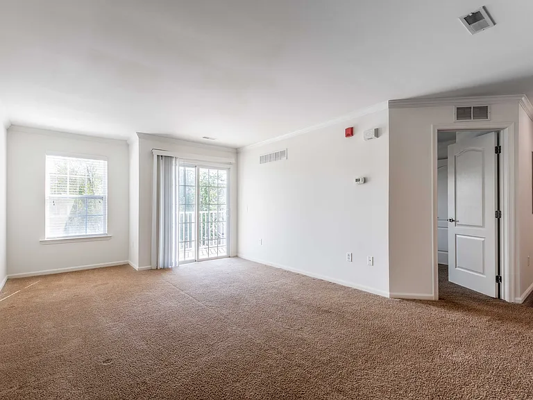 Cannon and Westover Apartment Homes — Photo 7