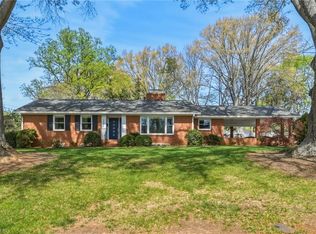 2442 Greenwich Rd, Winston Salem, NC 27104