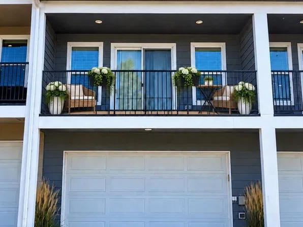14th Street Townhomes