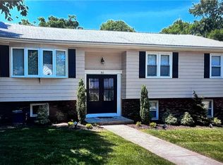 50 Briarwood Rd, Cranston, RI 02920