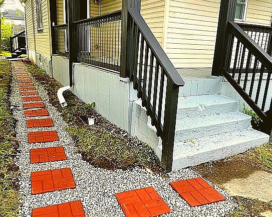 4th image of 864 Miller Ave