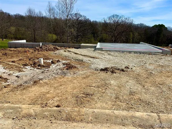 774 Sydney Ct, Washington, MO 63090