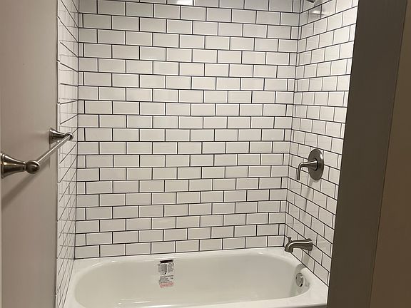 4th image of 502 Wirtz Way