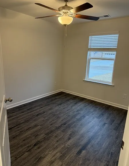 208 Watershed Ct — Photo 11