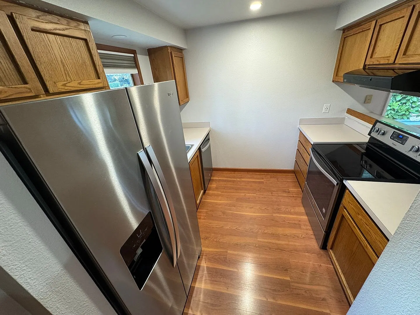 2Bd/1.5Ba Bothell Condo — Photo 3