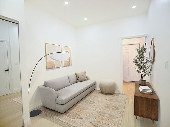 3rd image of 268 Sumpter St APT 1