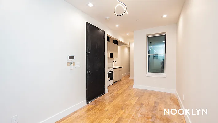 Rented by Nooklyn NYC LLC | media 7