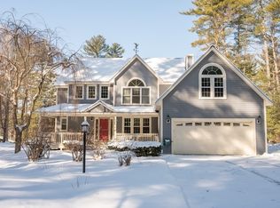 276 Massapoag Rd, Tyngsboro, MA 01879