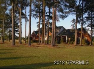 3878 Edwards Rd, Grimesland, NC 27837