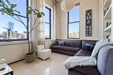 Rented by Sotheby's International Realty