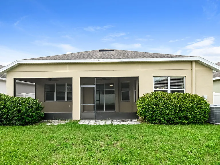 8204 Belle Grove Ct — Photo 16