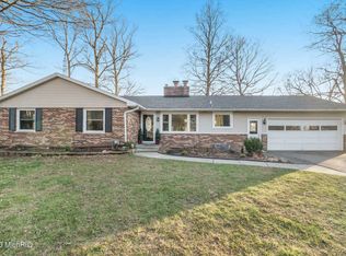 6835 Countryview Dr, Kalamazoo, MI 49009