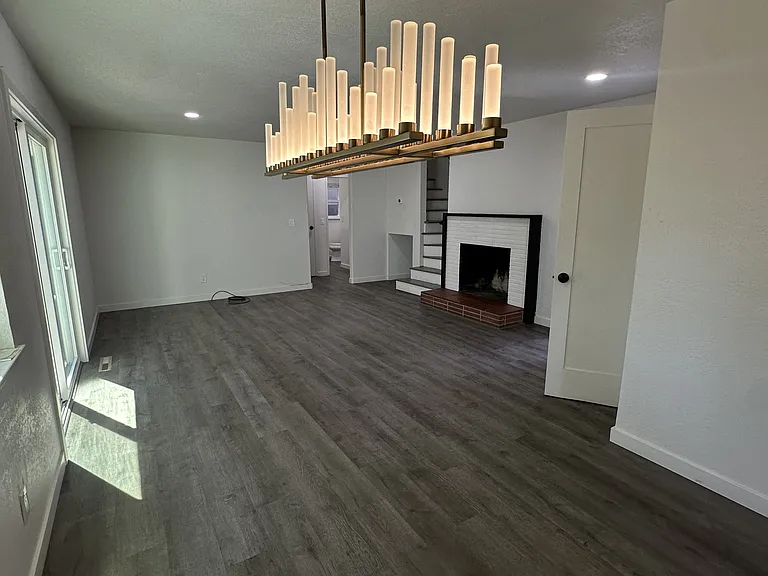 2156 Carlmont Dr #3 — Photo 3