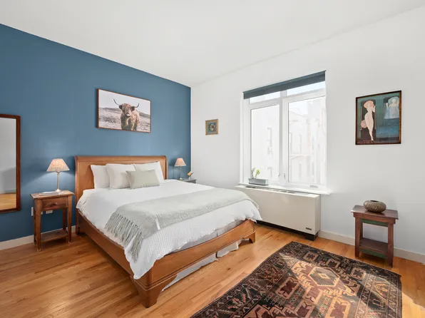 304 West 115th Street 5B image 3 of 13