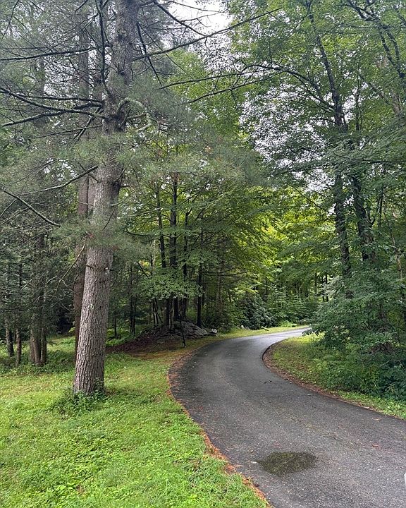 2nd image of 1235 Eastford Rd