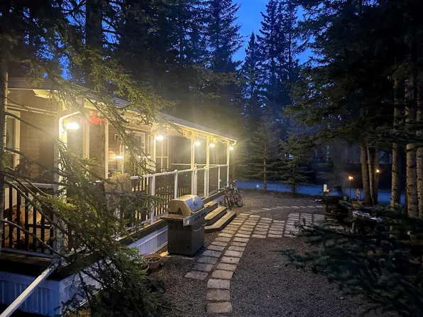 1 Timber Trl, Mountain View County, AB T0M 1X0