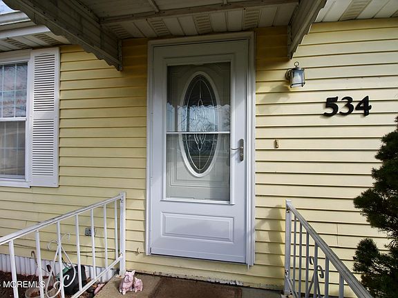 5th image of 534 James Street