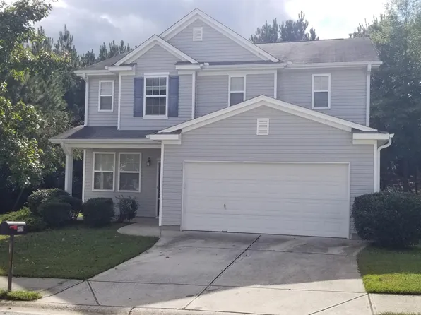 2761 Groovers Lake Point, Lithia Springs, GA 30122