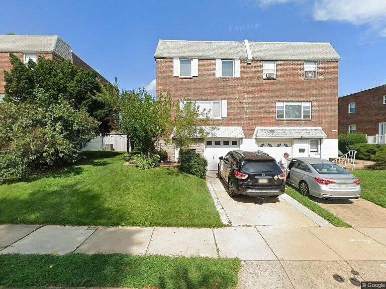 11702 Lockart Rd — Photo 1