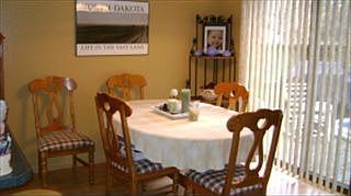 5th image of 614 High Plains Ct