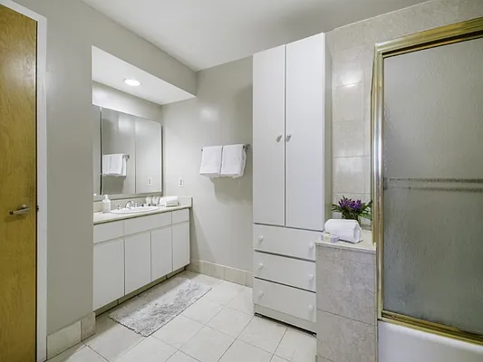 Sold by Sotheby's International Realty | media 13