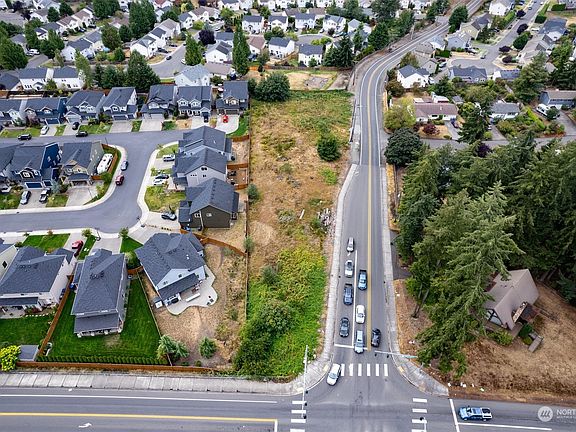 4th image of 12110 Reservoir Road E