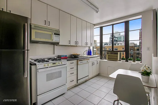 Sold by Corcoran | media 4