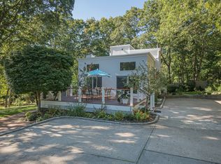 90 Whooping Hollow Rd, East Hampton, NY 11937
