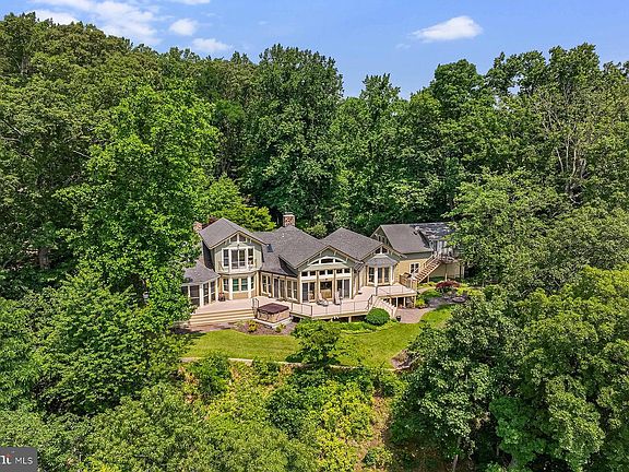 2nd image of 17151717 Porters Hill Rd