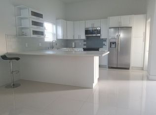 15764 SW 112th Ln, Miami, FL 33196