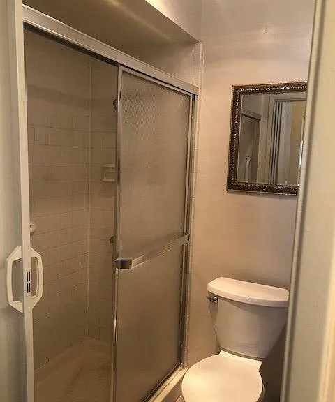 1106 N Abrego Dr — Photo 35