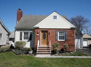 30 Stanton St, Clark, NJ 07066