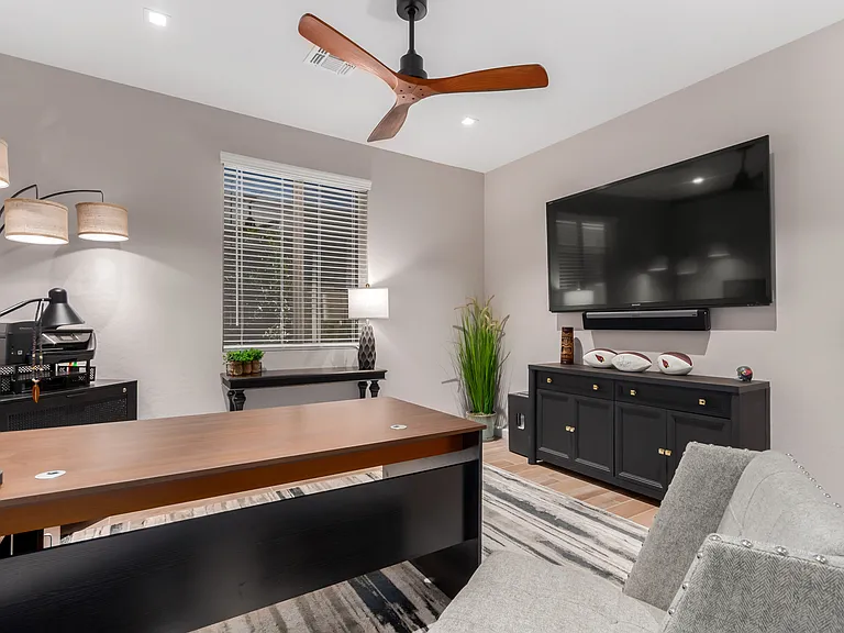7674 W Tether Trl — Photo 21