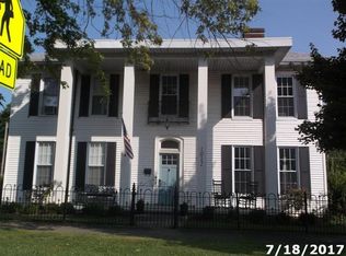1012 E Main St, Petersburg, IN