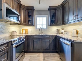 7171 Coach Hill Rd SW #3101, Calgary, AB T3H3R7