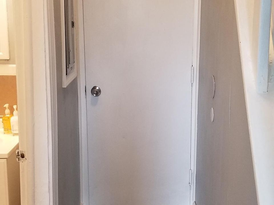 Entry way