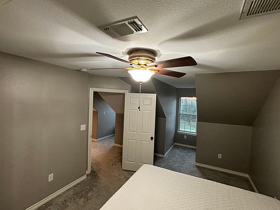 5th image of 117 Winchester Pl