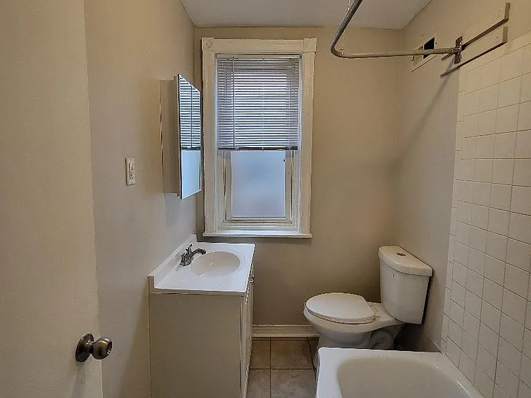 230 S Frazier St — Photo 28
