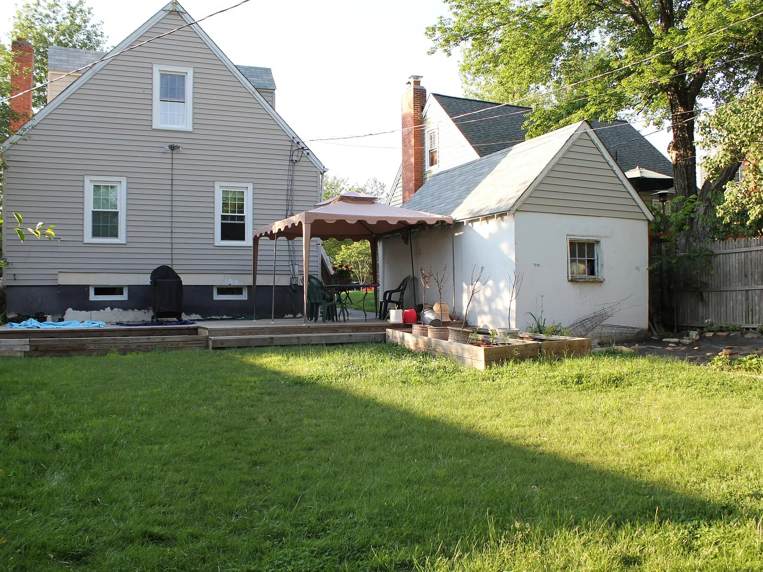 3 bed, 1660 sqft, $3,800 — Photo 2