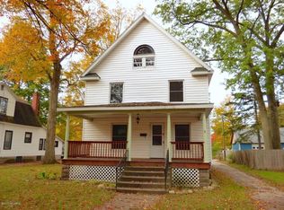 113 Hamilton St, Dowagiac, MI 49047