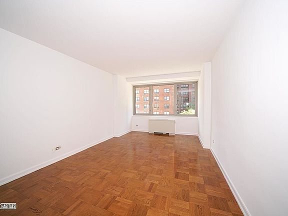 3rd image of 444 E 82nd St APT 2D