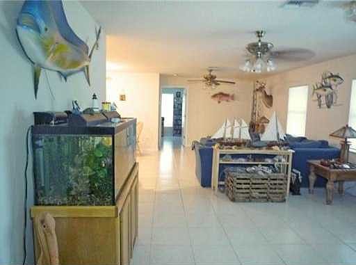4th image of 1387 SW Vicuna Ln