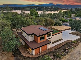 17234 Brookfield Rd, Hidden Valley Lake, CA 95467