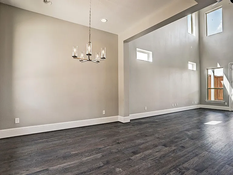 4851 Benning Dr — Photo 9