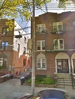 2nd image of 1881 W 9th St #1