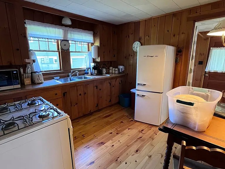 15 Tioga Ave — Photo 20