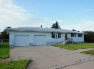 3003 34th St, Columbus, NE 68601
