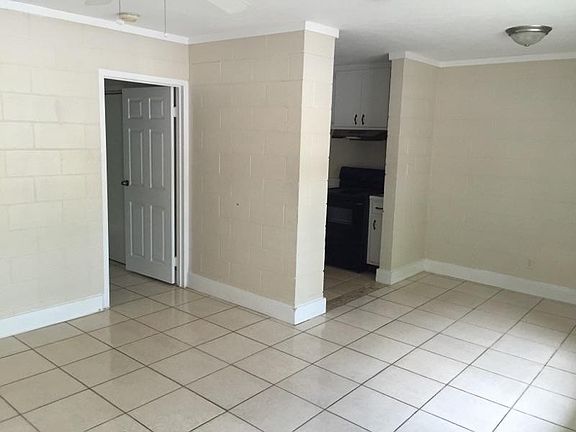 3rd image of 222 Lovelace Dr APT 12