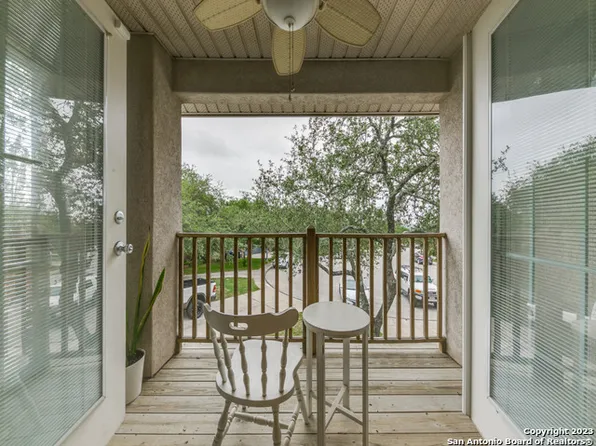 22047 Kenton Knoll, San Antonio, TX 78258
